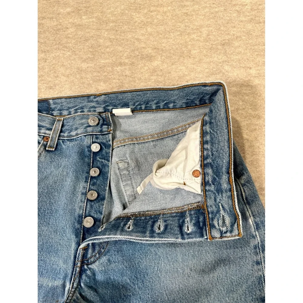 Levi's 501 Jeans Mens 32x32 Blue Denim‎ Cotton 5-Pockets Mid Rise Straight Leg